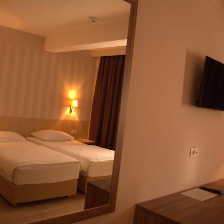 Wine Hotel Cesarica Međugorje エクステリア 写真